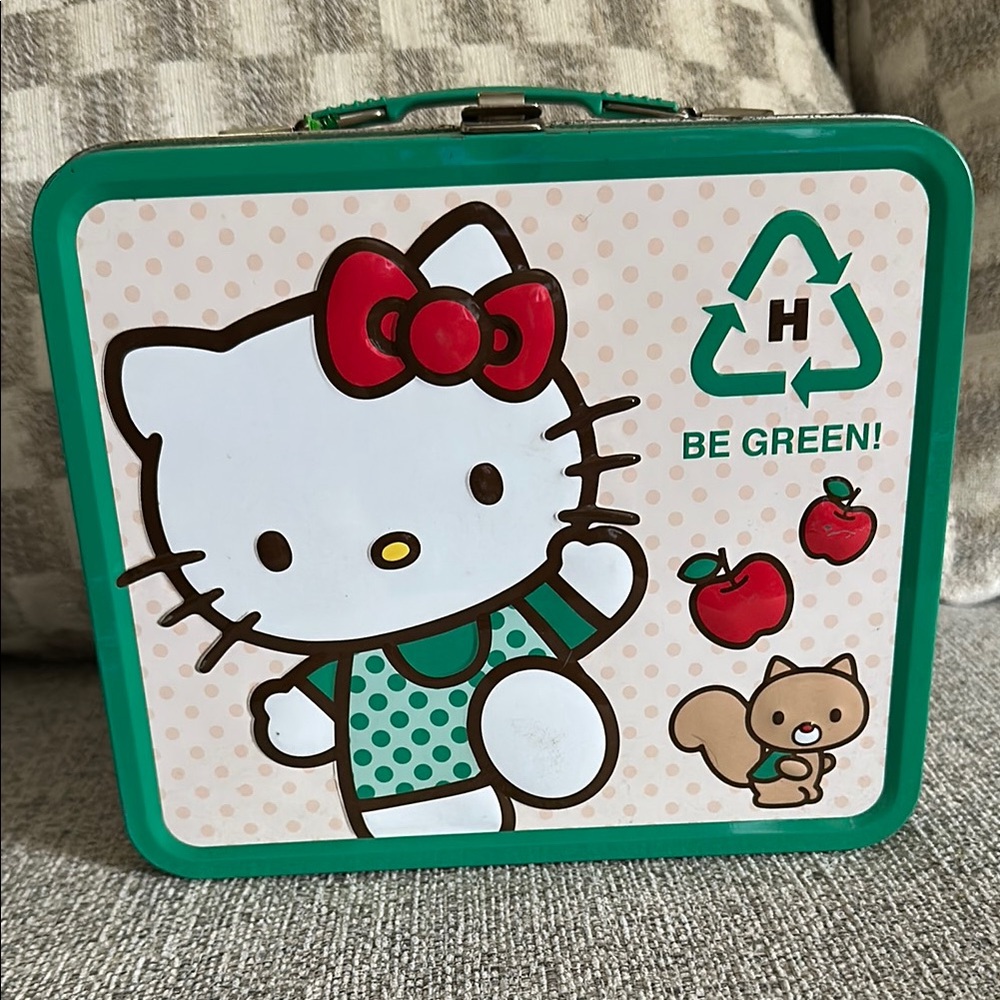 Hello Kitty ‘Be Green’ lunch box Y2K